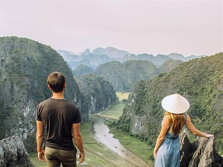 Places not to be missed by couples when traveling to Vietnam