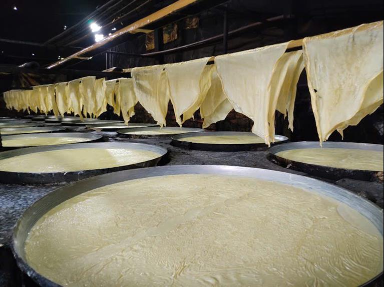 TOFU-SKIN CRAFT VILLAGE –  PHU LY PAGODA